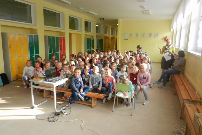 Szkolny Dzień Bezpieczeństwa Cyfrowego w Niewieścinie